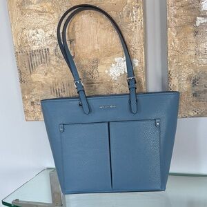 Michael Kors Jet Set Travel Tote